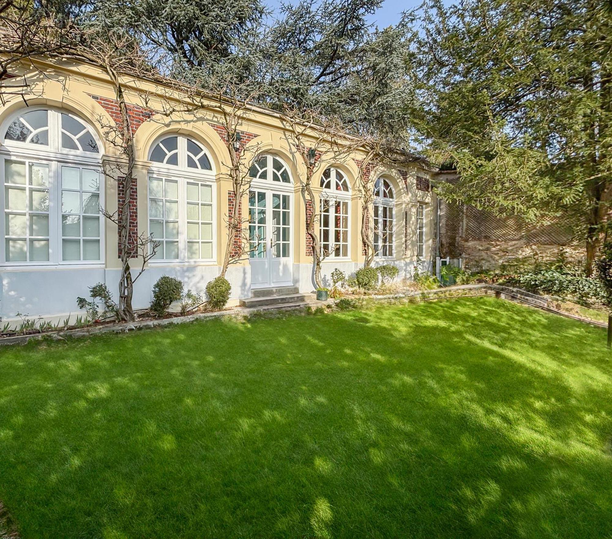 L'Orangerie White-Palacio Versailles Bagian luar foto